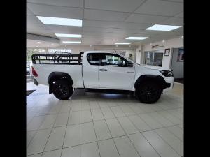 Toyota Hilux 2.8GD-6 Xtra cab 4x4 Legend auto - Image 3
