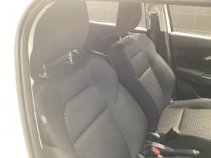 Suzuki Swift 1.2 GL - Image 14