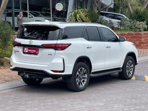 Toyota Fortuner 2.8GD-6 4x4 VX - Image 2
