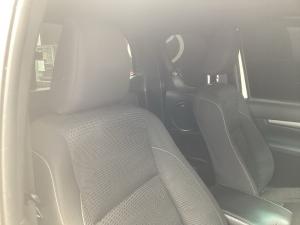 Toyota Hilux 2.8GD-6 Xtra cab 4x4 Legend auto - Image 13