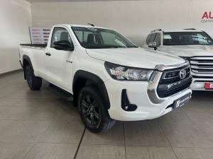 Toyota Hilux 2.4GD-6 single cab 4x4 Raider manual - Image 1