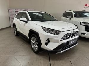 Toyota RAV4 2.0 VX - Image 1