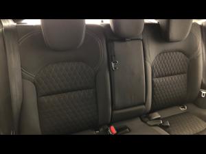 Toyota Urban Cruiser 1.5 XR manual - Image 12