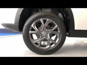 Toyota Urban Cruiser 1.5 XR manual - Image 20