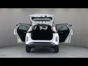 Toyota Urban Cruiser 1.5 XR manual - Image 24