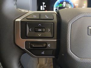 Toyota Land Cruiser Prado 2.8GD TX - Image 9