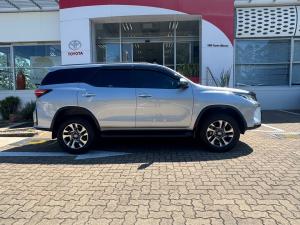 Toyota Fortuner 2.8GD-6 4x4 VX - Image 3