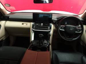 Toyota Landcruiser 300 V6 3.3D GX-R - Image 6