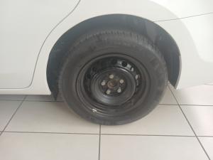 Toyota Corolla Quest Plus 1.8 CVT - Image 13