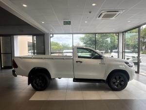 Toyota Hilux 2.4 GD-6 RB Raider automaticS/C - Image 3