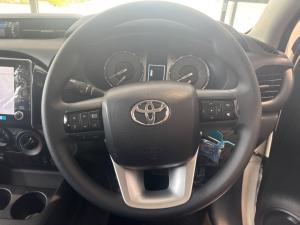 Toyota Hilux 2.4 GD-6 RB Raider automaticS/C - Image 8