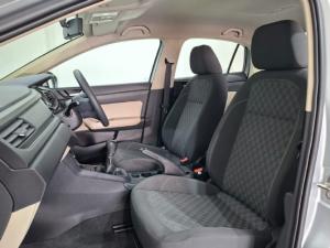 Volkswagen Polo sedan 1.6 manual - Image 7