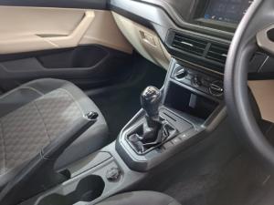 Volkswagen Polo sedan 1.6 manual - Image 8