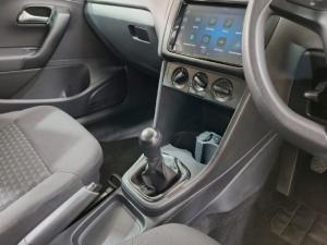 Volkswagen Polo Vivo hatch 1.4 Trendline - Image 13