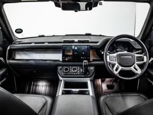 Land Rover Defender 110 D350 X-Dynamic HSE - Image 14