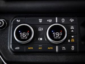 Land Rover Defender 110 D350 X-Dynamic HSE - Image 19