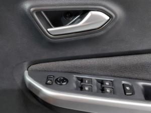 Nissan Magnite 1.0 Turbo Acenta Plus auto - Image 12