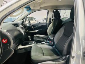 Nissan Navara 2.5DDTi double cab SE Plus auto - Image 14