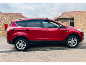 Ford Kuga 1.5T Trend auto - Image 2