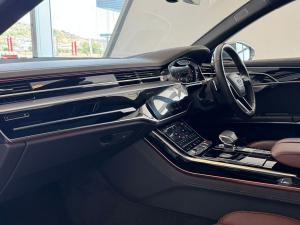 Audi S8 quattro - Image 4