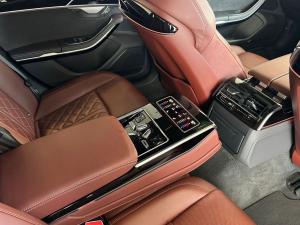 Audi S8 quattro - Image 6