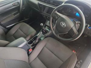 Toyota Corolla Quest 1.8 Plus manual - Image 13