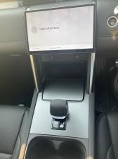 Land Rover Discovery Sport D200 R-Dynamic HSE - Image 14