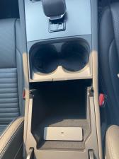 Land Rover Discovery Sport D200 R-Dynamic HSE - Image 18