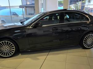 Mercedes-Benz C-Class C200 Avantgarde - Image 6