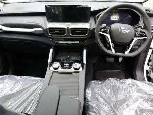 LDV D90 2.0TD Bi-Turbo Flagship 4WD - Image 8