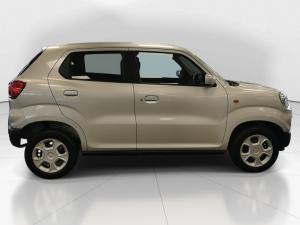 Suzuki S-Presso 1.0 GL manual - Image 8