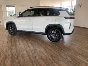 Toyota Urban Cruiser 1.5 XR manual - Image 10