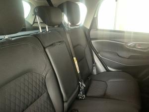 Toyota Urban Cruiser 1.5 XR manual - Image 11