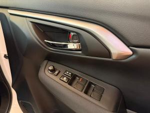 Toyota Urban Cruiser 1.5 XR manual - Image 26