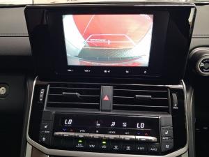 Toyota Land Cruiser 300 3.3D GX-R - Image 9