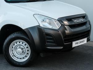 Isuzu D-Max Gen 6 250c single cab Fleetside - Image 4
