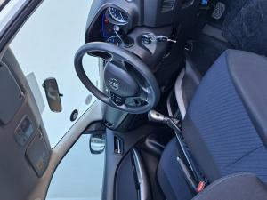 Toyota Starlet 1.4 XS auto - Image 9