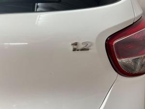 Hyundai Grand i10 1.2 Fluid - Image 11