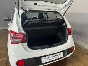 Hyundai Grand i10 1.2 Fluid - Image 9