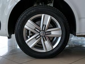 Volkswagen Transporter 2.0TDI Kombi SWB Trendline auto - Image 19