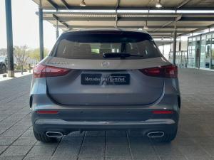Mercedes-Benz GLA GLA200d Progressive - Image 6