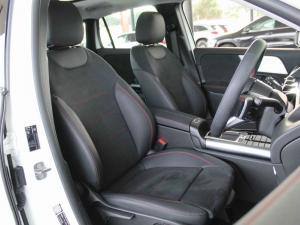 Mercedes-Benz GLA GLA200d Progressive - Image 18