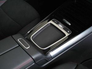 Mercedes-Benz GLA GLA200d Progressive - Image 8