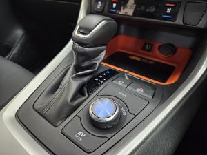 Toyota RAV4 2.5 Hybrid GX-R E-Four - Image 10