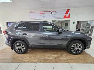 Toyota RAV4 2.5 Hybrid GX-R E-Four - Image 3