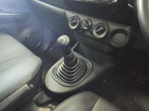 Toyota Hilux 2.0 single cab S (aircon) - Image 10