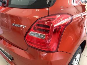 Suzuki Swift 1.2 GL manual - Image 19