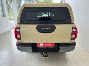 Toyota Hilux 2.8GD-6 Xtra cab 4x4 Legend manual - Image 5