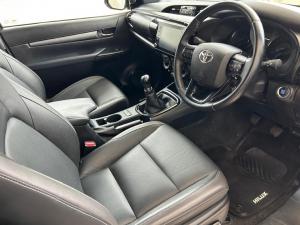 Toyota Hilux 2.8GD-6 Xtra cab 4x4 Legend manual - Image 6