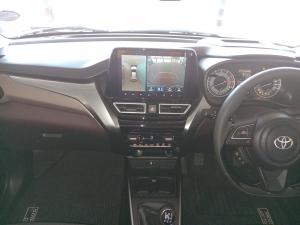 Toyota Starlet Cross 1.5 XR manual - Image 13